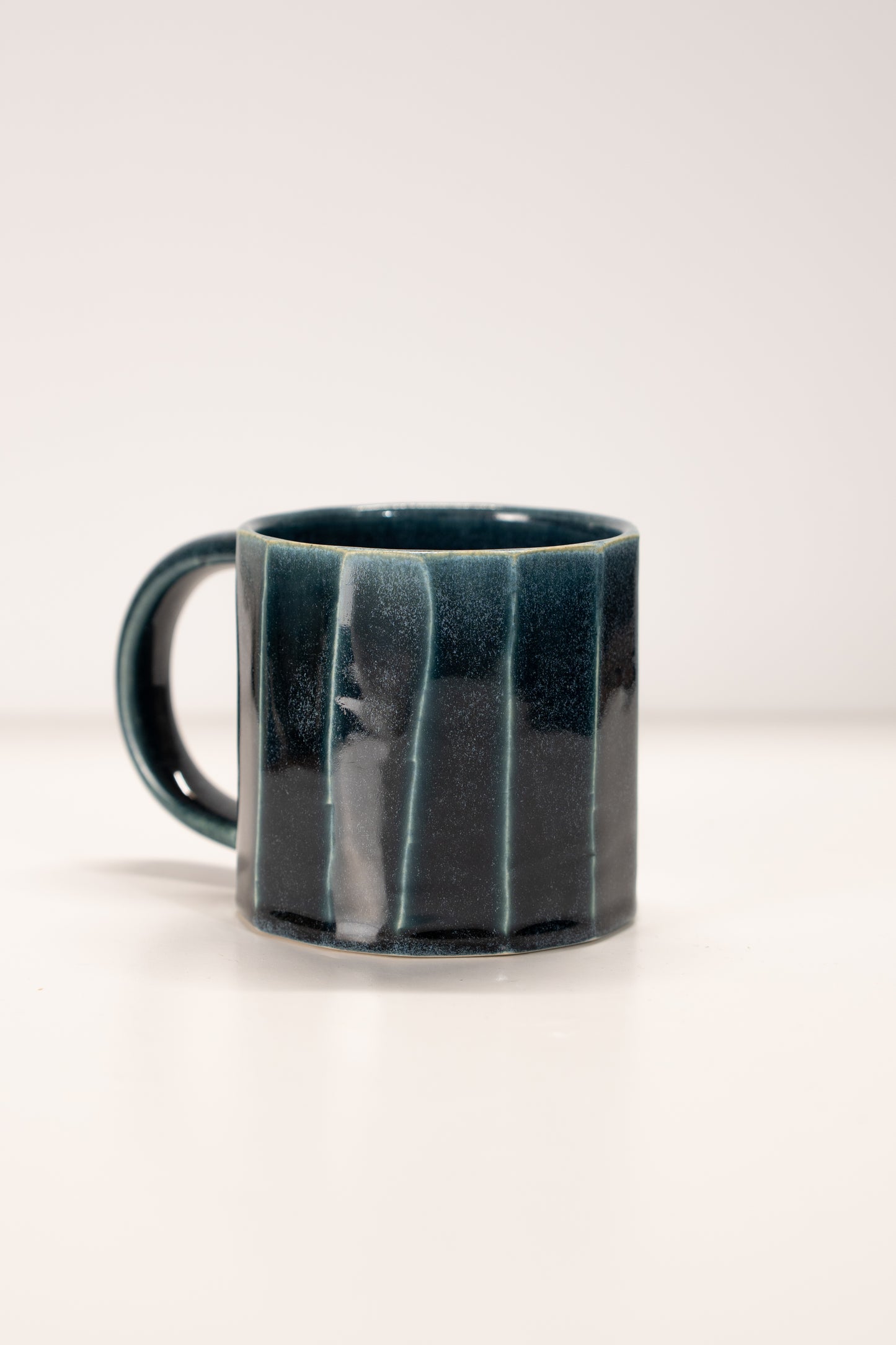 10oz Faceted Mug 2