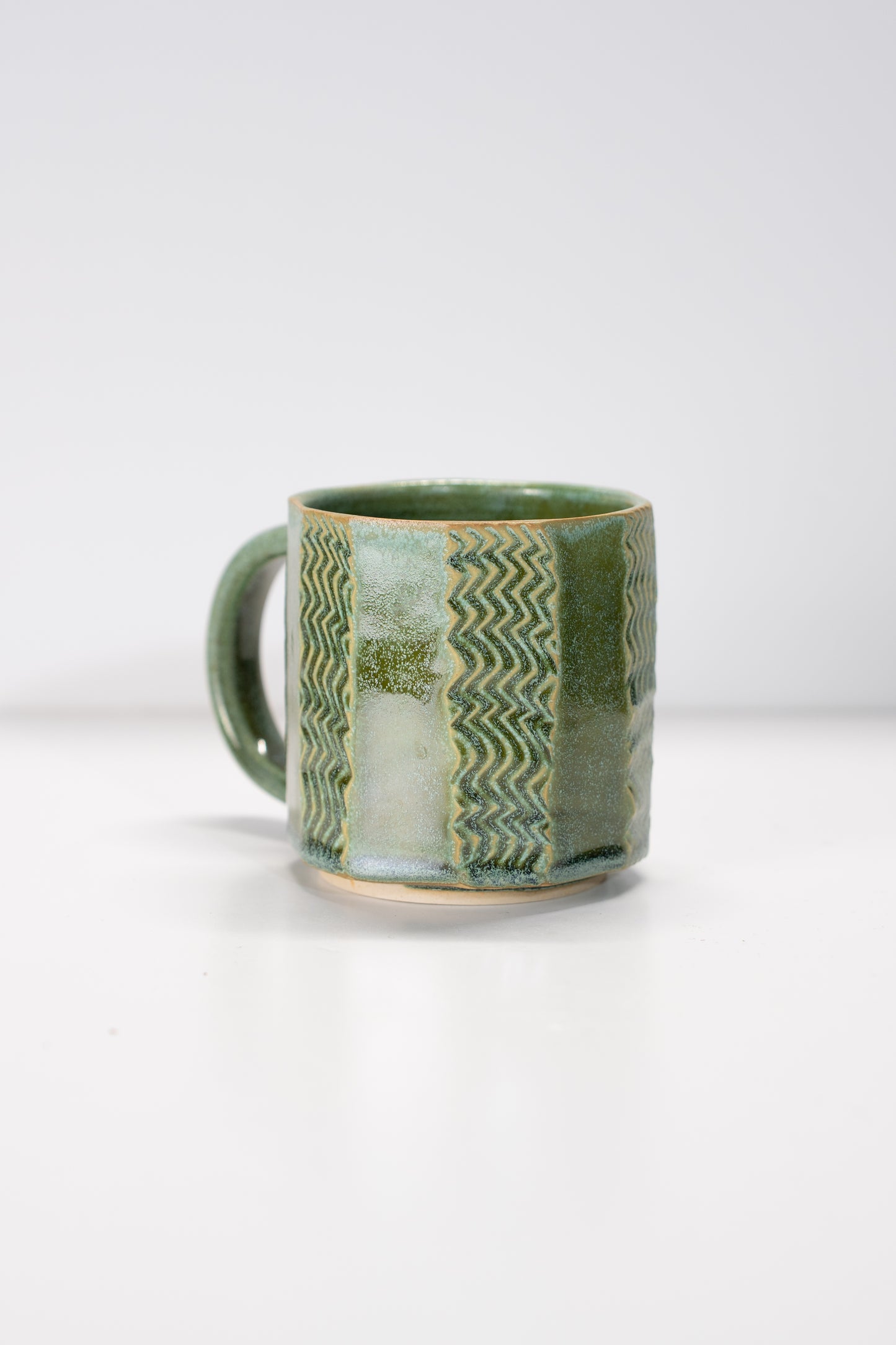 12oz Faceted Wiggle Mug