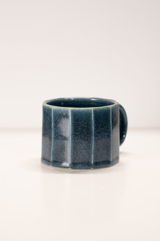 10oz Faceted Mug 1