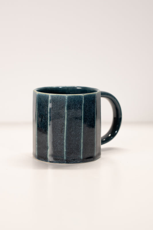 10oz Faceted Mug 2